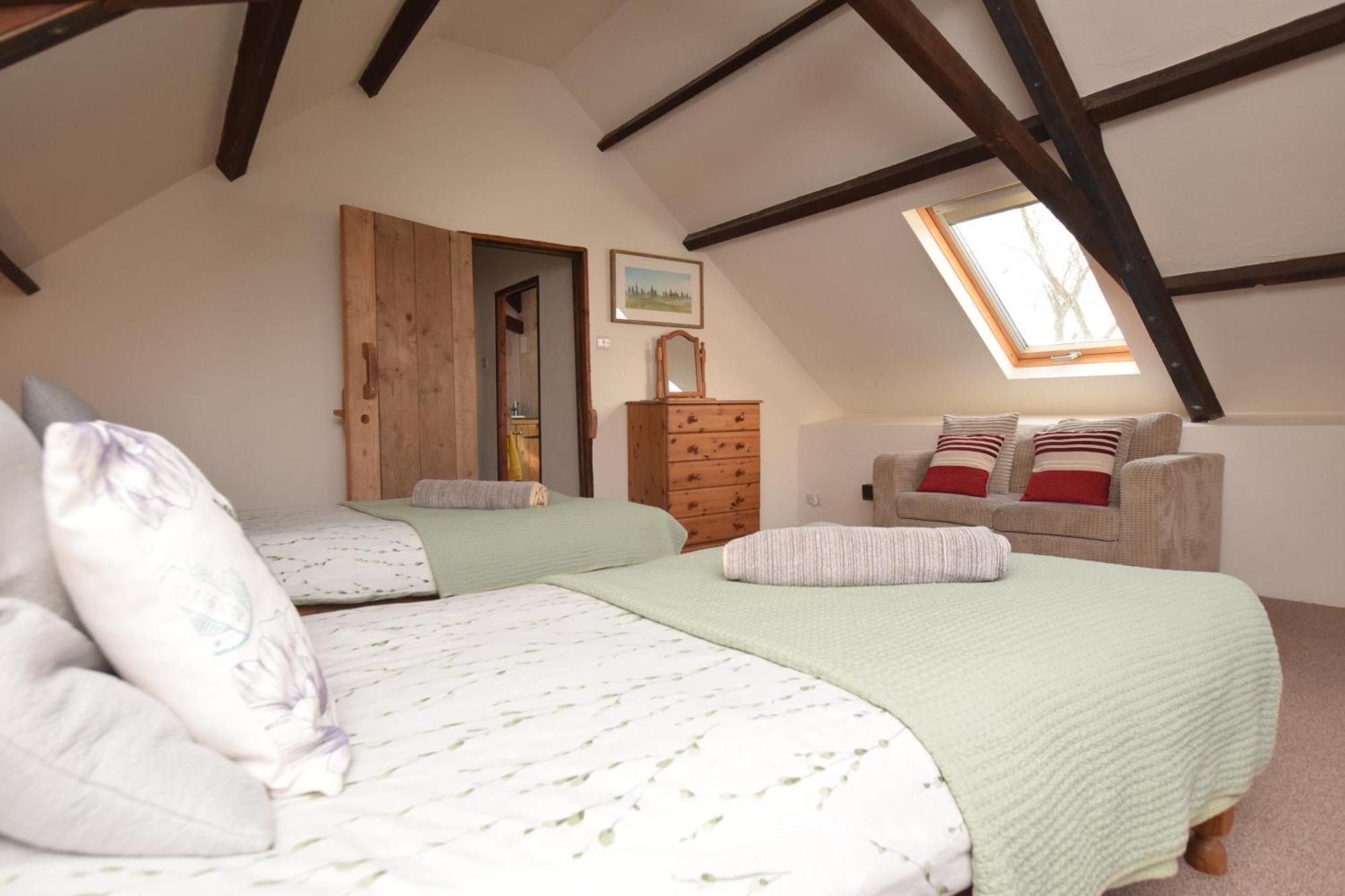 Award Winning Lower Whitsleigh Farm Cottage Roborough Экстерьер фото